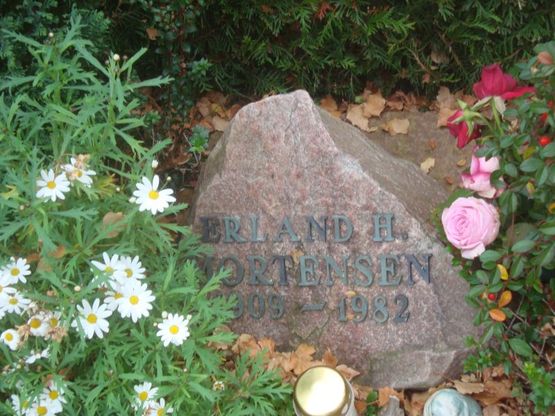 Erland H. Mortensen.JPG